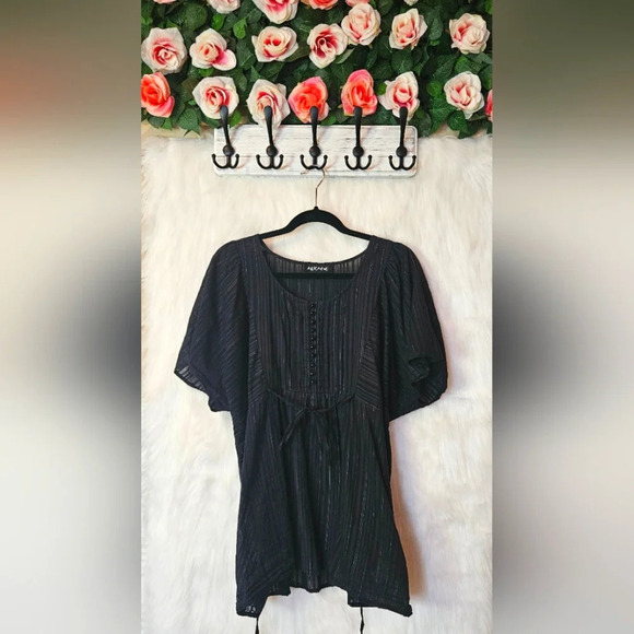 MXMK Black & Silver Pinstriped Tunic (NWOT) - Picture 1 of 6